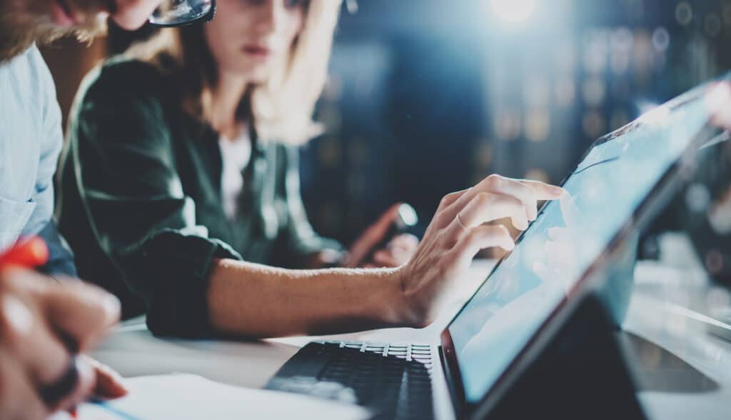 IT specialist's working on a project